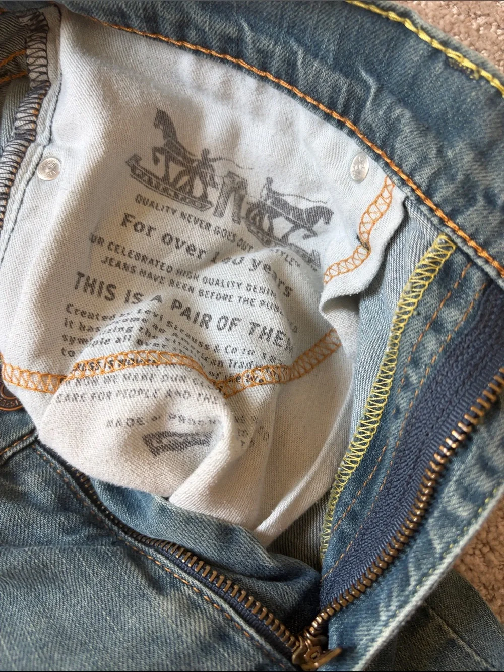 Levi's Men's Skinny Jeans in Light Blue Wash